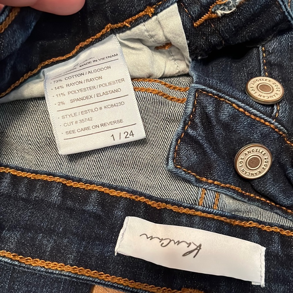 Juniors KanCan Distressed Jeans~Excellent Condition!!!! Size 1/24 - Picture 3 of 3